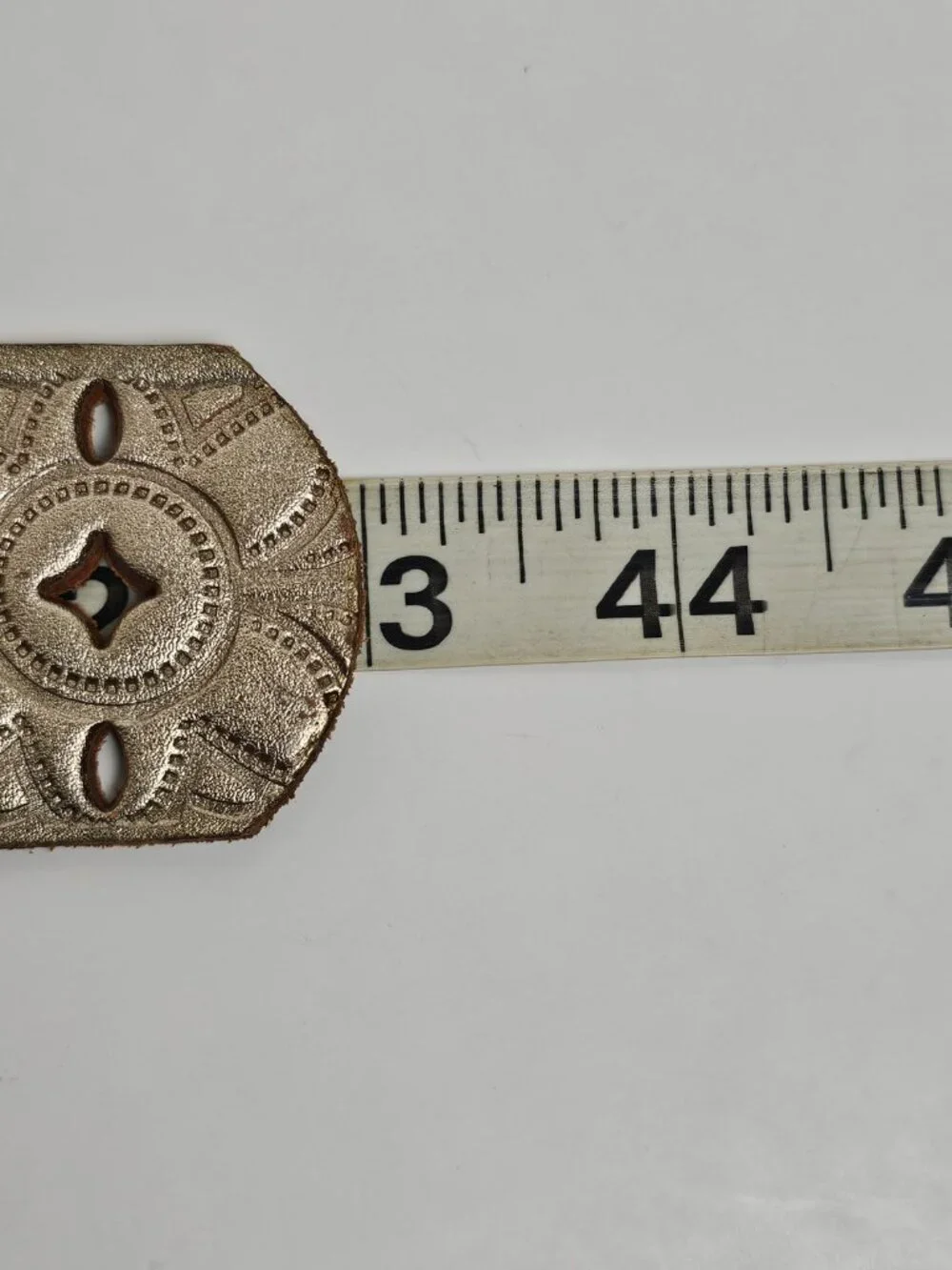 Fossil Women's Floral Perforated Silver Leather Belt L Large Vintage Y2K Boho